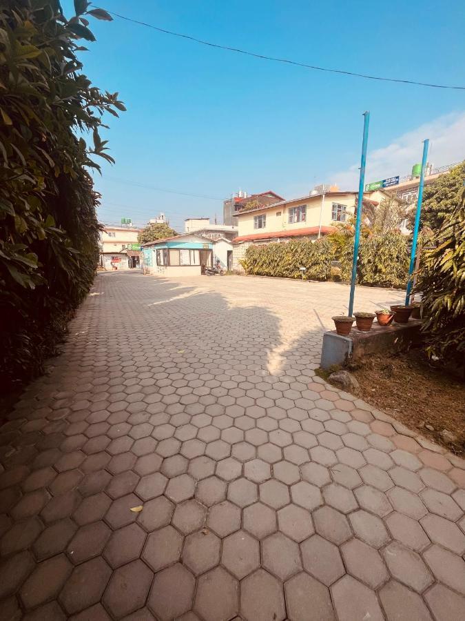 Paradise Mount Resort Pokhara Extérieur photo