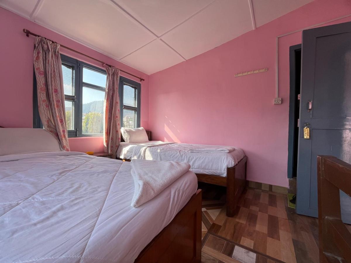 Paradise Mount Resort Pokhara Extérieur photo